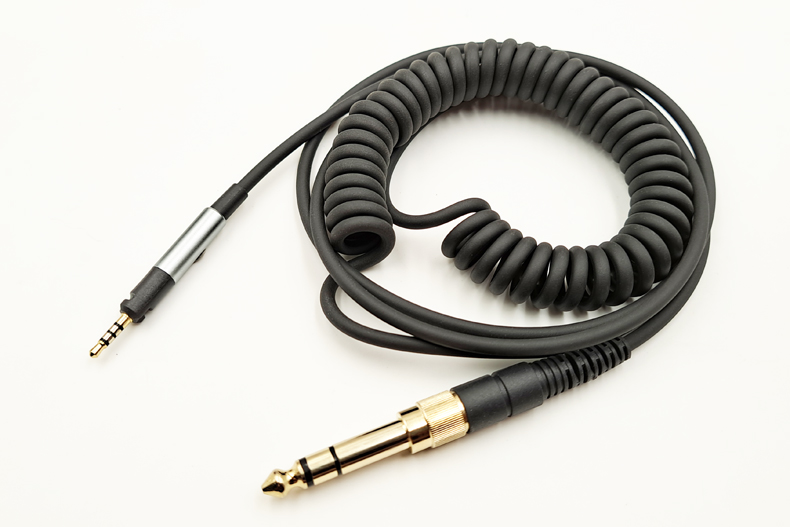 300センチメートルコイル状春オーディオケーブルゼンハイザー - Sennheiser Headphone Hd 560S のレビューと価格